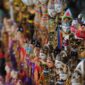 Pertunjukan wayang kulit, salah satu medium tertua yang digunakan untuk menuturkan kisah-kisah rakyat Nusantara kepada masyarakat lintas generasi. Seni bercerita lewat bayangan ini telah diakui UNESCO sebagai warisan budaya tak benda sejak tahun 2003.