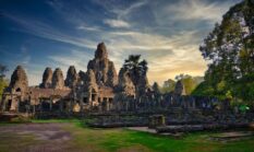 Menjelajah Mitos Nusantara: Saat Cerita Rakyat Menjadi Peta Kebudayaan dan Wisata