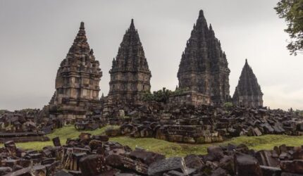 Menelusuri Jejak Legenda Nusantara: Dari Penjaga Moral Hingga Inspirasi Industri Kreatif Masa Kini
